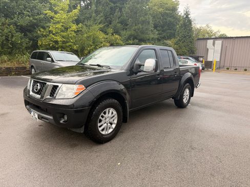 Certified 2019 Nissan Frontier SV w/ Value Truck Package RWD image 1