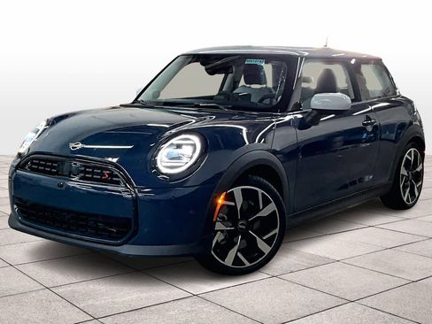 Used 2025 MINI Cooper S image 1