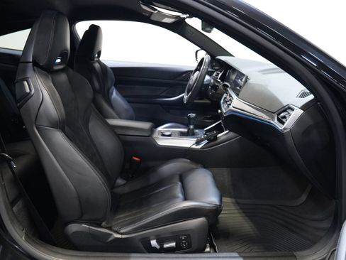 Used 2021 BMW M4 Coupe w/ Executive Package RWD image 30