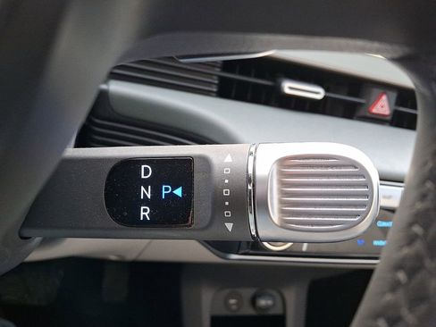 Used 2022 Hyundai Ioniq 5 SEL image 4