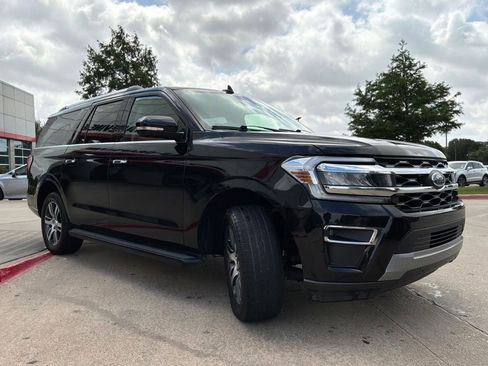 Used 2024 Ford Expedition Max Limited AWD/4WD image 4
