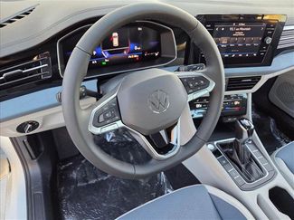 New 2026 Volkswagen Jetta SE video 3