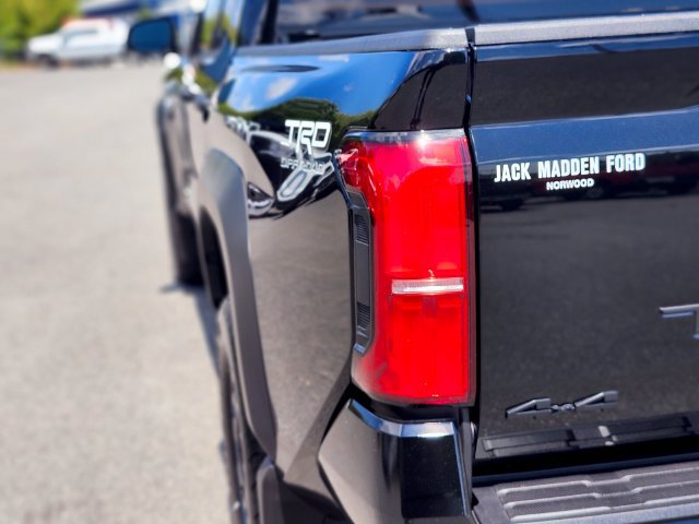 Used 2026 Toyota Tacoma TRD Off-Road AWD/4WD image 9