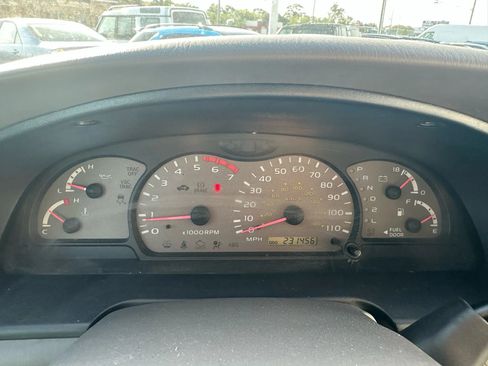 Used 2003 Toyota Sequoia SR5 image 14