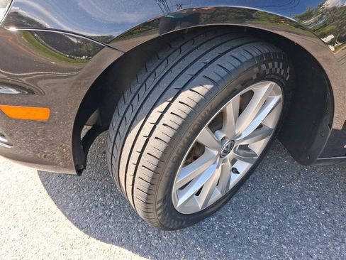 Used 2015 Volkswagen Eos Komfort FWD image 39