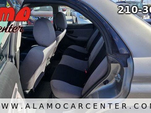 Used 2006 Subaru Impreza 2.5i AWD/4WD image 24