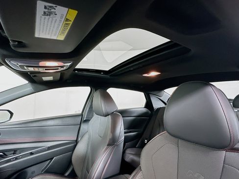 Used 2022 Hyundai Elantra N Line w/ Preferred Accessory Package image 25