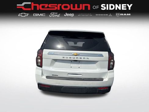 Used 2023 Chevrolet Suburban High Country AWD/4WD image 4