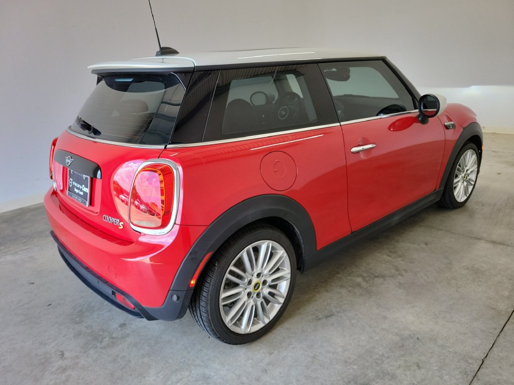 Used 2023 MINI Cooper SE FWD image 5