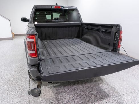 Used 2021 RAM 1500 Laramie w/ Sport Appearance Package image 11