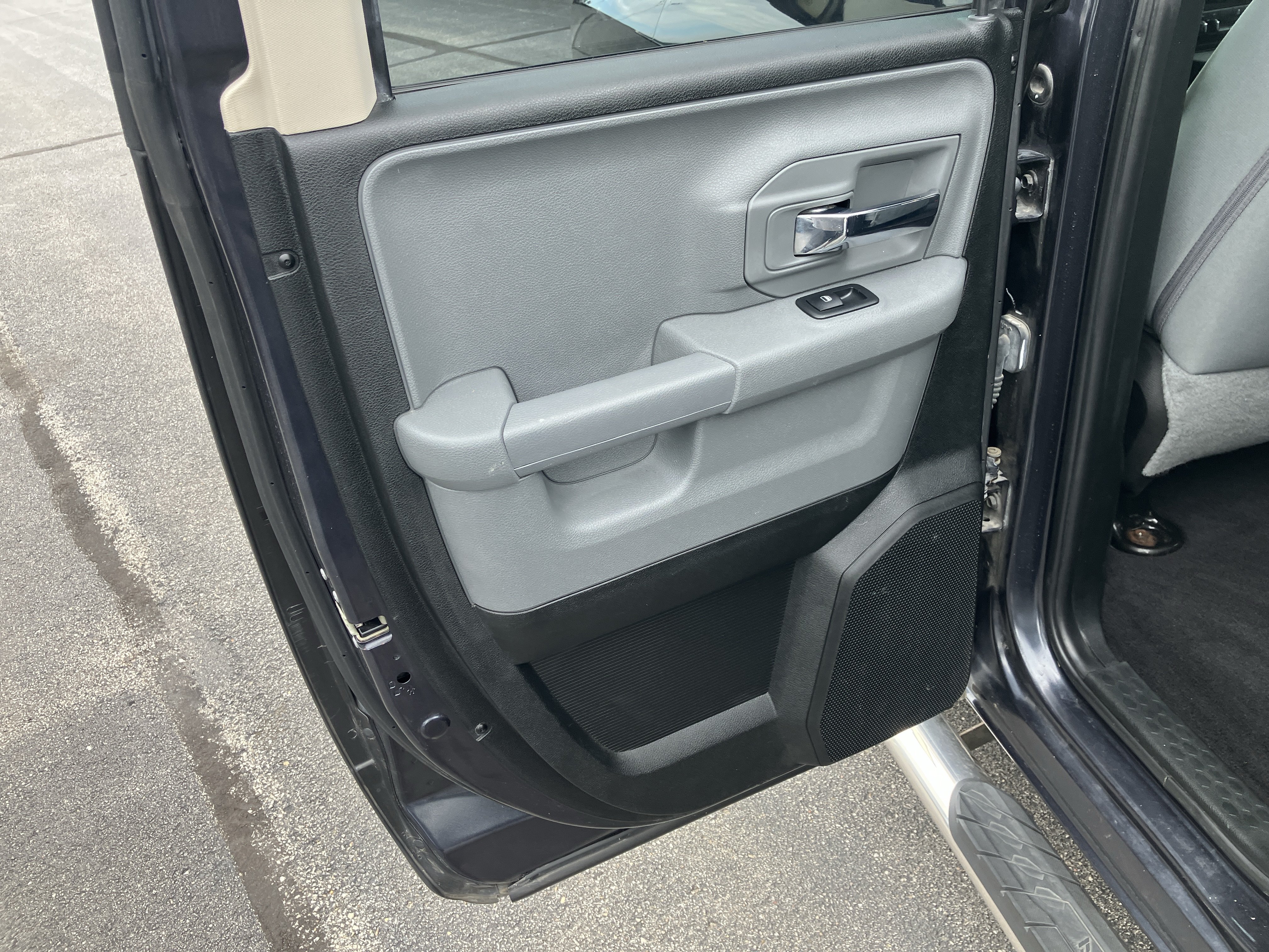 Used 2018 RAM 1500 Big Horn AWD/4WD image 12