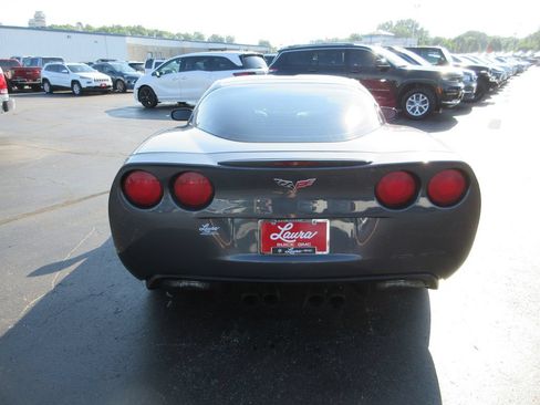 Used 2013 Chevrolet Corvette Coupe RWD image 6