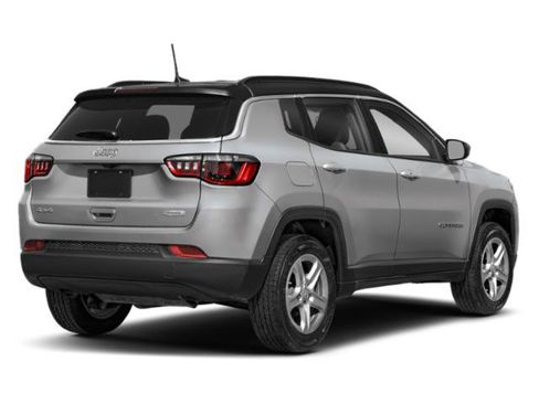 Certified 2024 Jeep Compass Limited w/ Sun and Sound Group AWD/4WD image 3