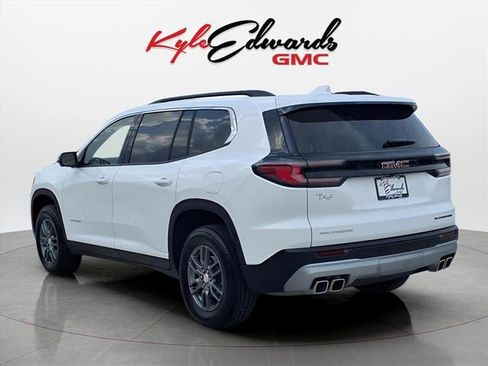 Used 2025 GMC Acadia Elevation image 7