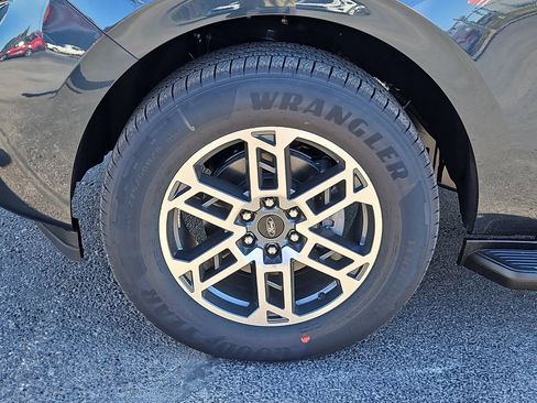 New 2025 Ford Expedition Max Active image 17