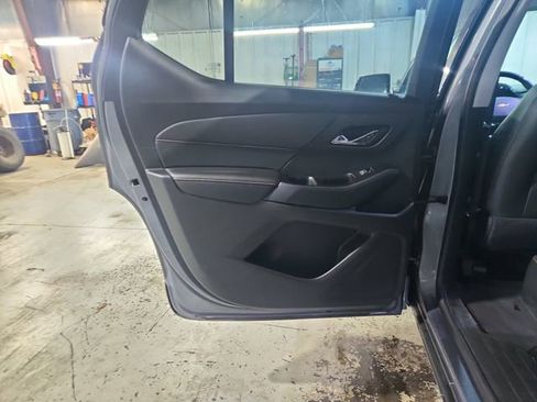 Used 2019 Chevrolet Traverse Premier AWD/4WD image 22