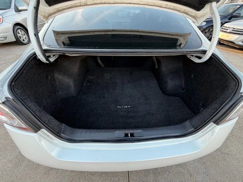 Used 2014 Nissan Altima 2.5 SV image 26