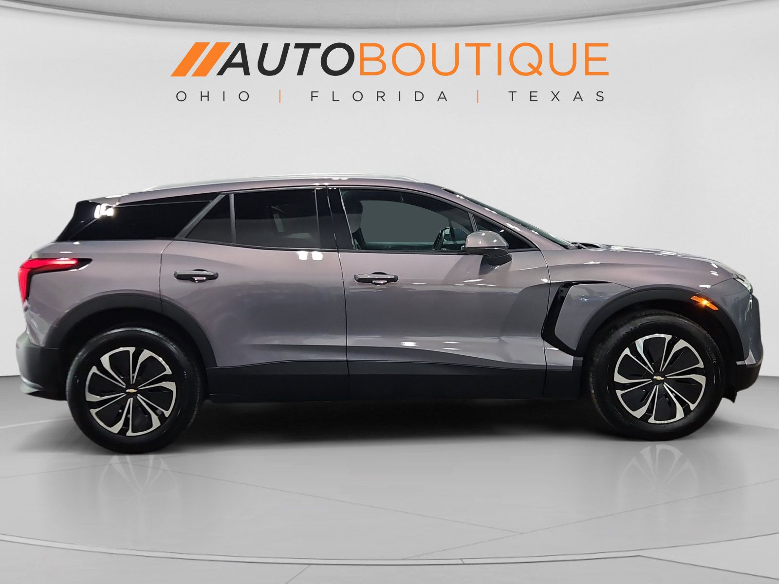 Used 2024 Chevrolet Blazer EV LT AWD/4WD image 6