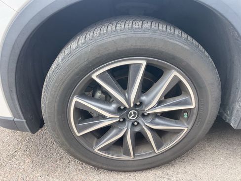 Used 2018 MAZDA CX-5 Touring w/ Preferred Equipment Package image 5