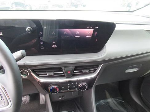 Used 2026 Buick Encore GX Sport Touring w/ Advanced Technology Package FWD image 27