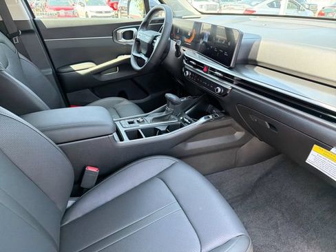 New 2026 Kia Sorento S FWD image 21