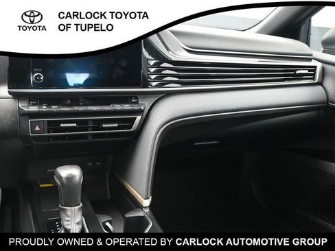 Used 2025 Toyota Camry SE w/ Convenience Package image 27