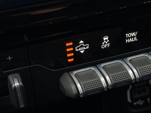 Used 2020 RAM 1500 Limited AWD/4WD image 7