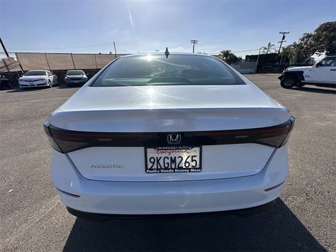Used 2024 Honda Accord EX image 34