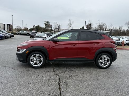 Used 2022 Hyundai Kona SEL image 4