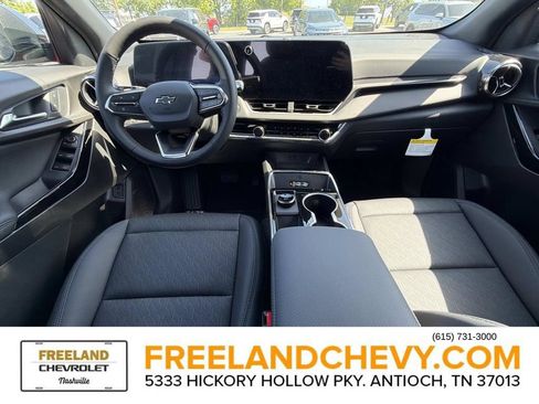 New 2026 Chevrolet Equinox LT w/ Convenience Package II FWD image 15