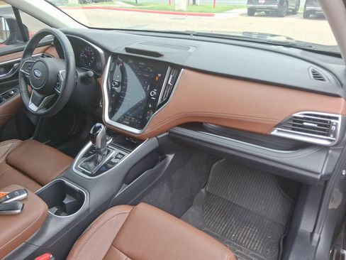 Used 2020 Subaru Outback Touring XT AWD/4WD image 13