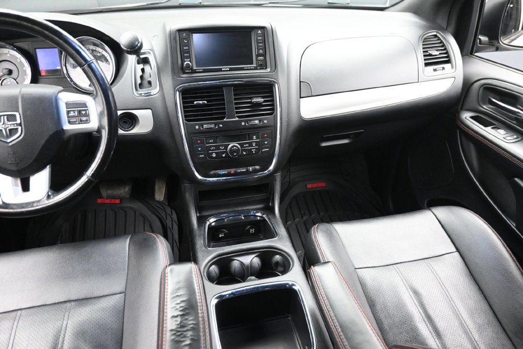 Used 2020 Dodge Grand Caravan GT FWD image 16