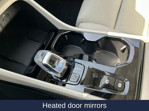 New 2025 Volvo XC40 B5 Ultra w/ Protection Package image 26