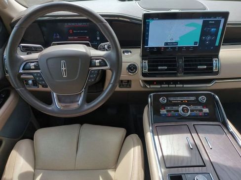 Used 2023 Lincoln Navigator L Reserve image 33