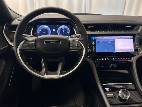 New 2026 Jeep Grand Cherokee L Limited AWD/4WD image 3