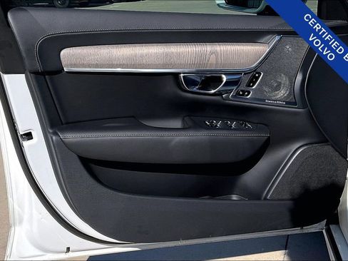 Certified 2023 Volvo S90 T8 Ultimate image 24