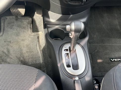 Used 2014 Nissan Versa SV FWD image 20