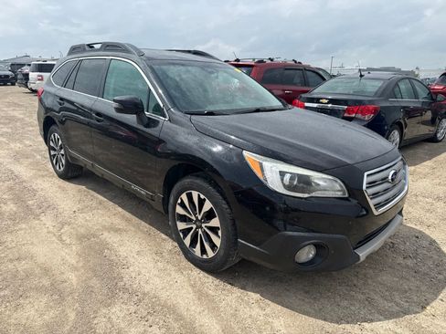 Used 2016 Subaru Outback 3.6R Limited AWD/4WD image 4