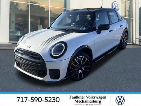 Used 2025 MINI Cooper S FWD image 1