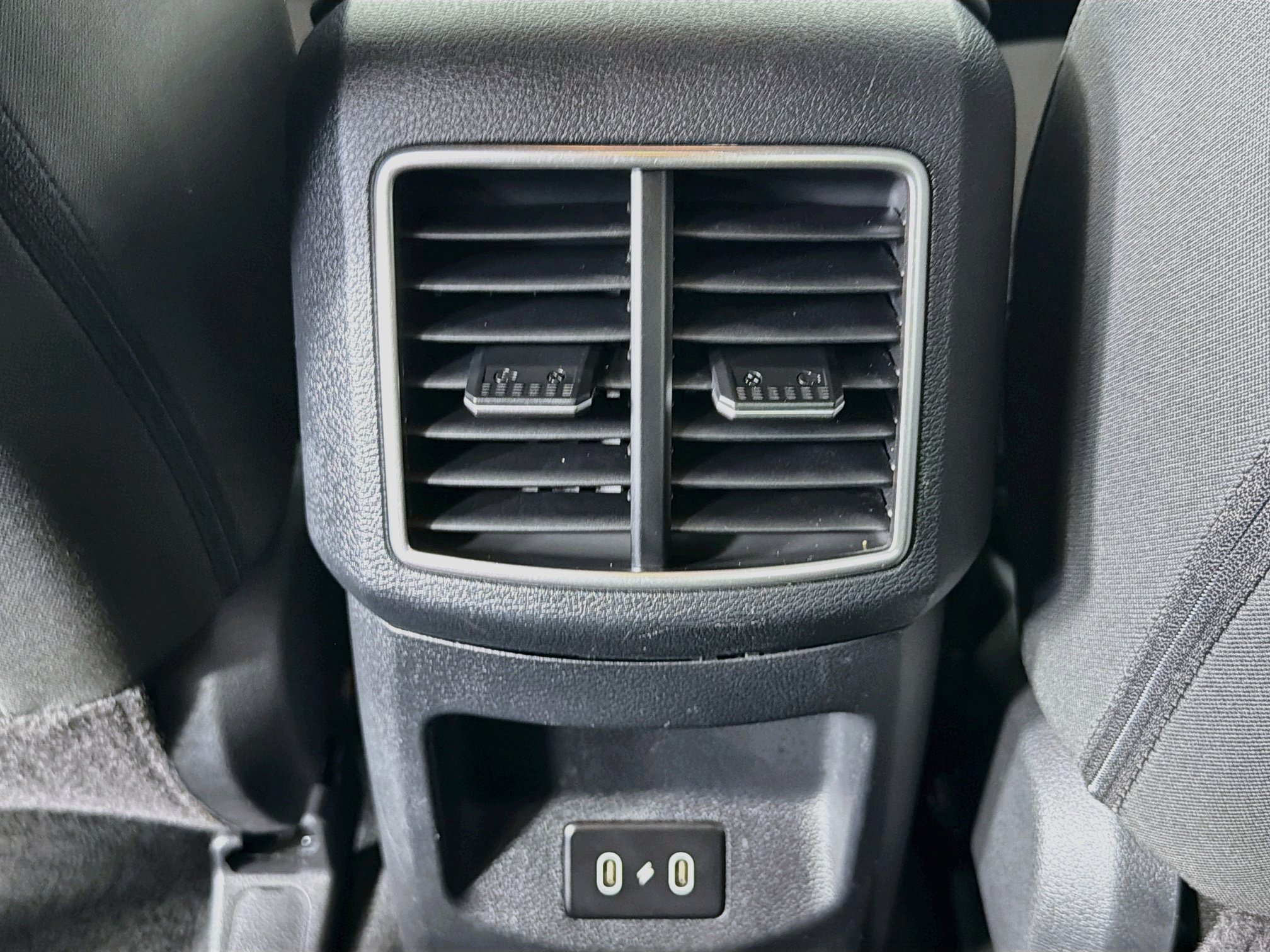 Used 2026 Kia Sportage LX FWD image 27