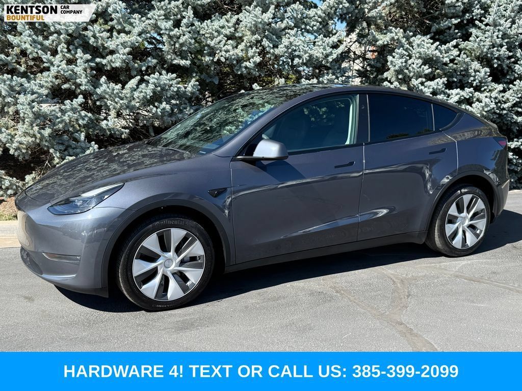 Used 2023 Tesla Model Y Long Range AWD/4WD image 1