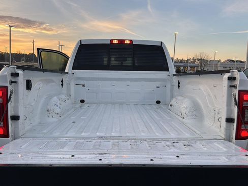 Used 2024 RAM 2500 Laramie AWD/4WD image 28