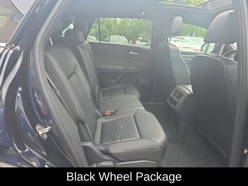 Used 2023 Volkswagen Atlas Cross Sport SE w/ Panoramic Sunroof Package AWD/4WD image 7