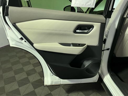Certified 2023 Nissan Rogue SL AWD/4WD image 26