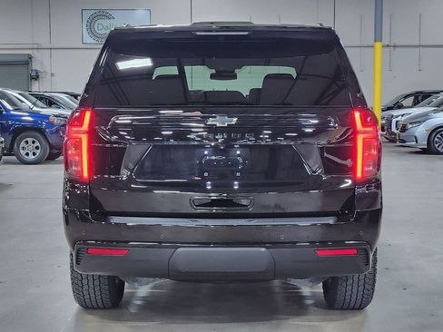 Used 2024 Chevrolet Tahoe Z71 w/ Luxury Package AWD/4WD image 10