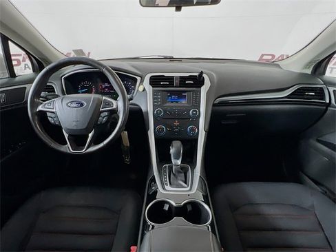 Used 2015 Ford Fusion SE w/ Equipment Group 201A image 22