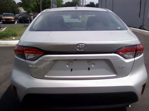 Used 2026 Toyota Corolla LE FWD image 9