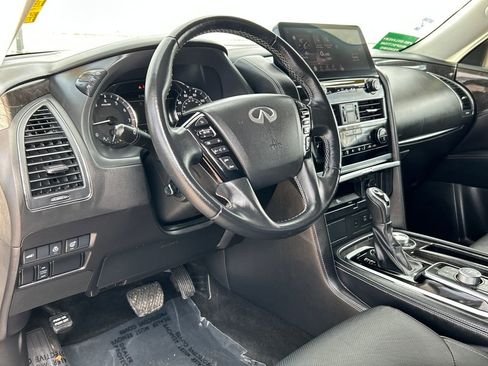 Used 2024 INFINITI QX80 Luxe image 8