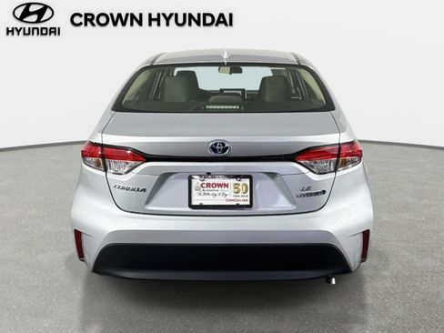 Used 2024 Toyota Corolla LE w/ LE Convenience Package FWD image 7
