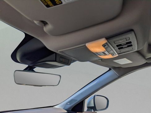 Used 2021 Nissan Rogue Platinum image 27